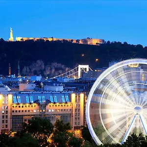 Hotell Kempinski Corvinus *****